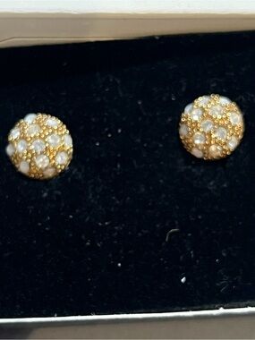 Vintage Avon Evening Stud Earrings